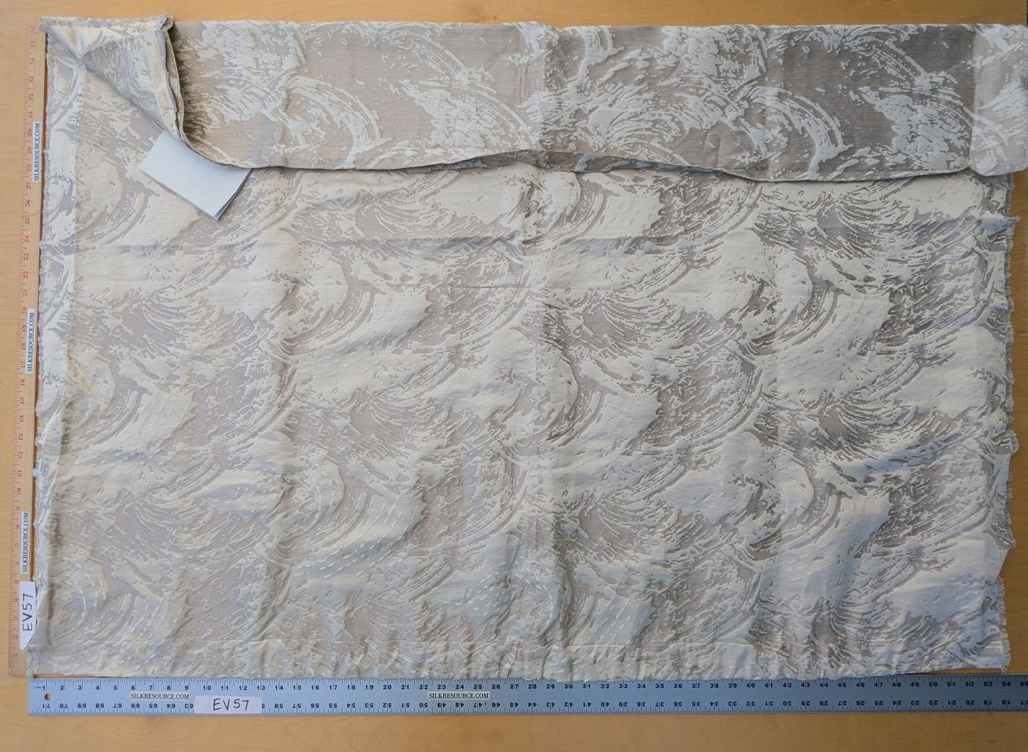 1.2 yards Scalamandre Lelievre Nami Large Jacquard Abstract Linen Silk Cream White MSRP USD753/y