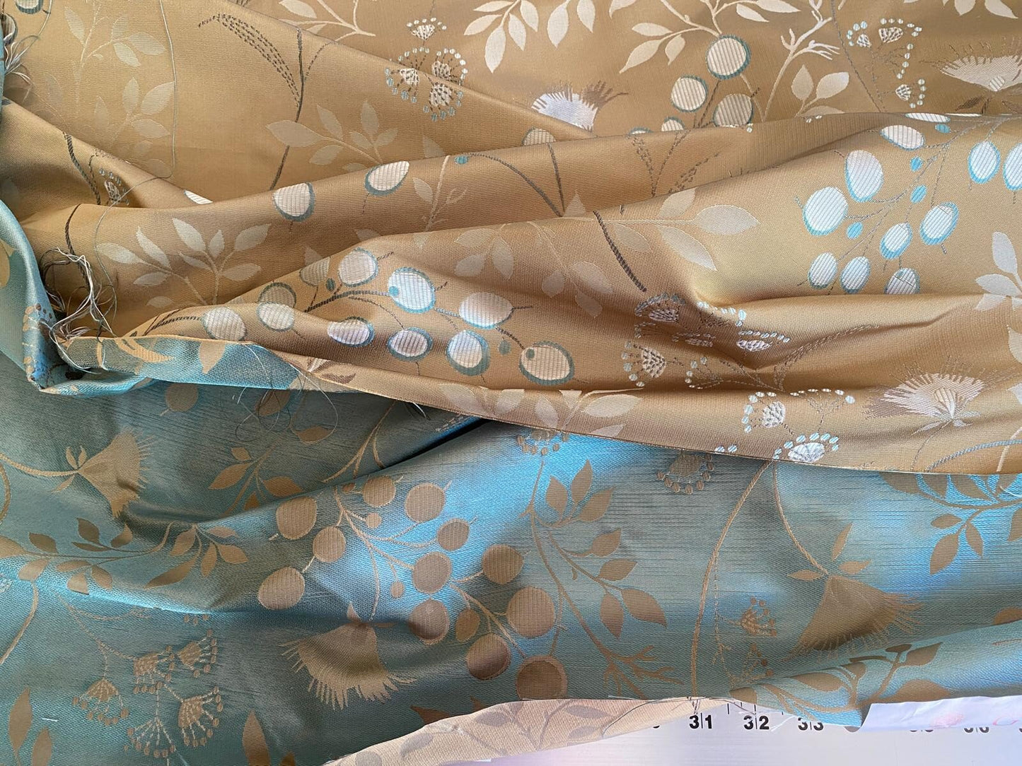 Lee Jofa 100% Silk William Morris Vine Berry Blue Silver Beige Bronze Art Nouveau MSRP USD 248/Y