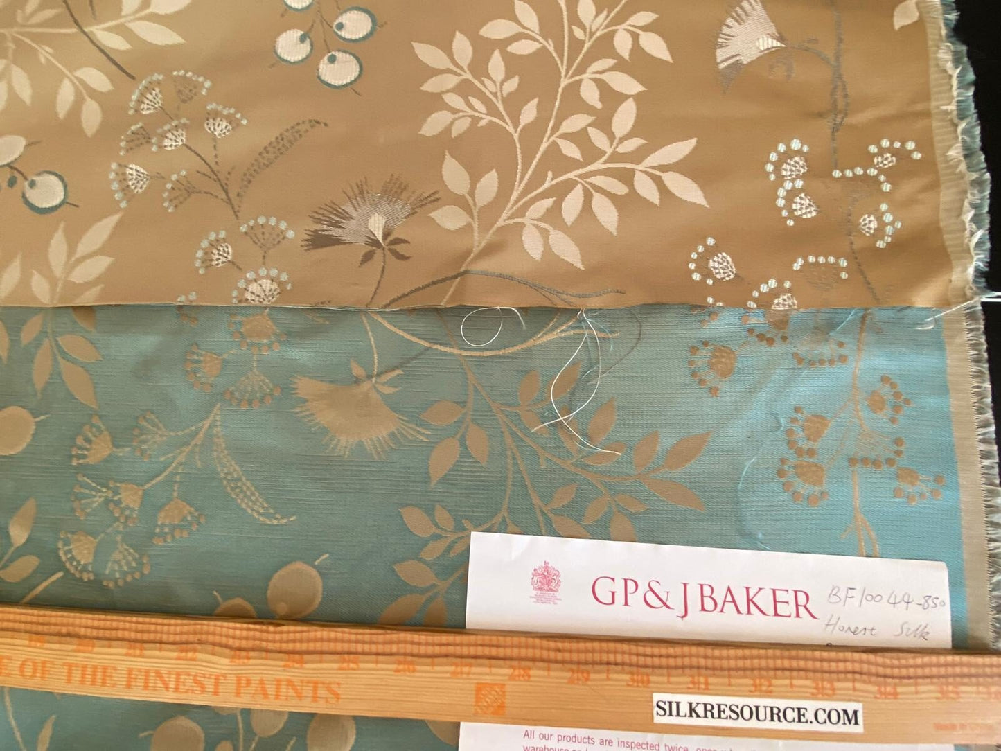 Lee Jofa 100% Silk William Morris Vine Berry Blue Silver Beige Bronze Art Nouveau MSRP USD 248/Y