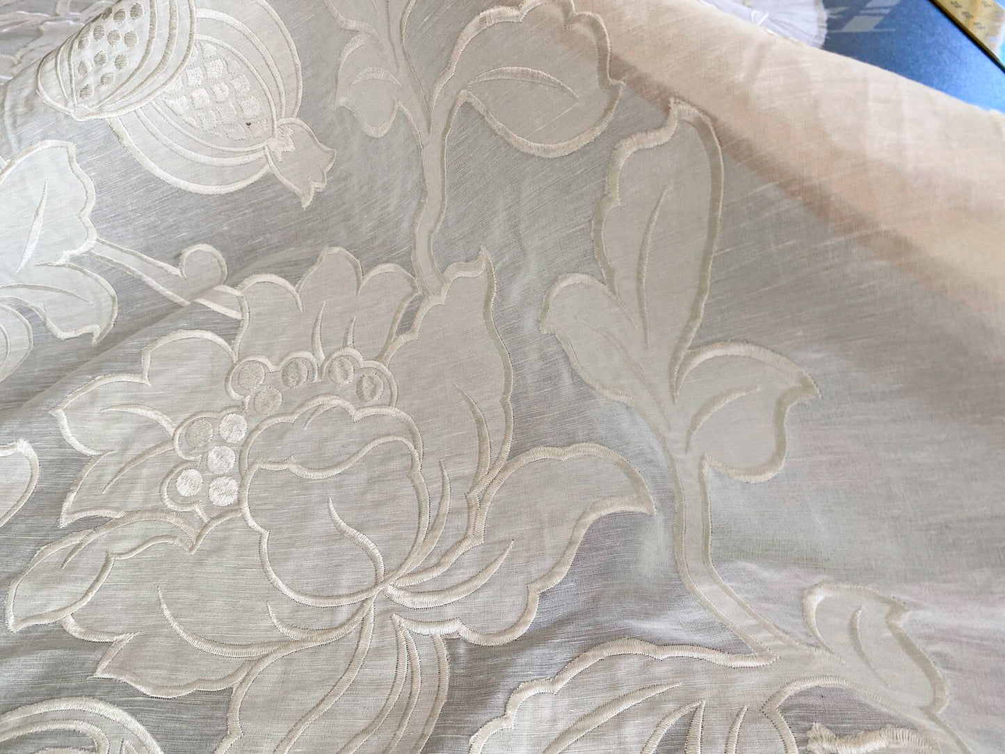 Scalamandre Granada Ivory White Peony Pomegranate Embroidery Linen MSRP USD286/Y