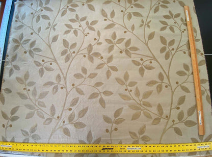 By Yd Kravet Couture Belladonna Silk Wool Damask Gold Cream Pearly Red Berry Vine MSRP$316/Y