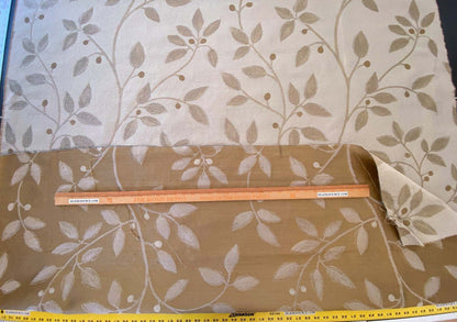 By Yd Kravet Couture Belladonna Silk Wool Damask Gold Cream Pearly Red Berry Vine MSRP$316/Y