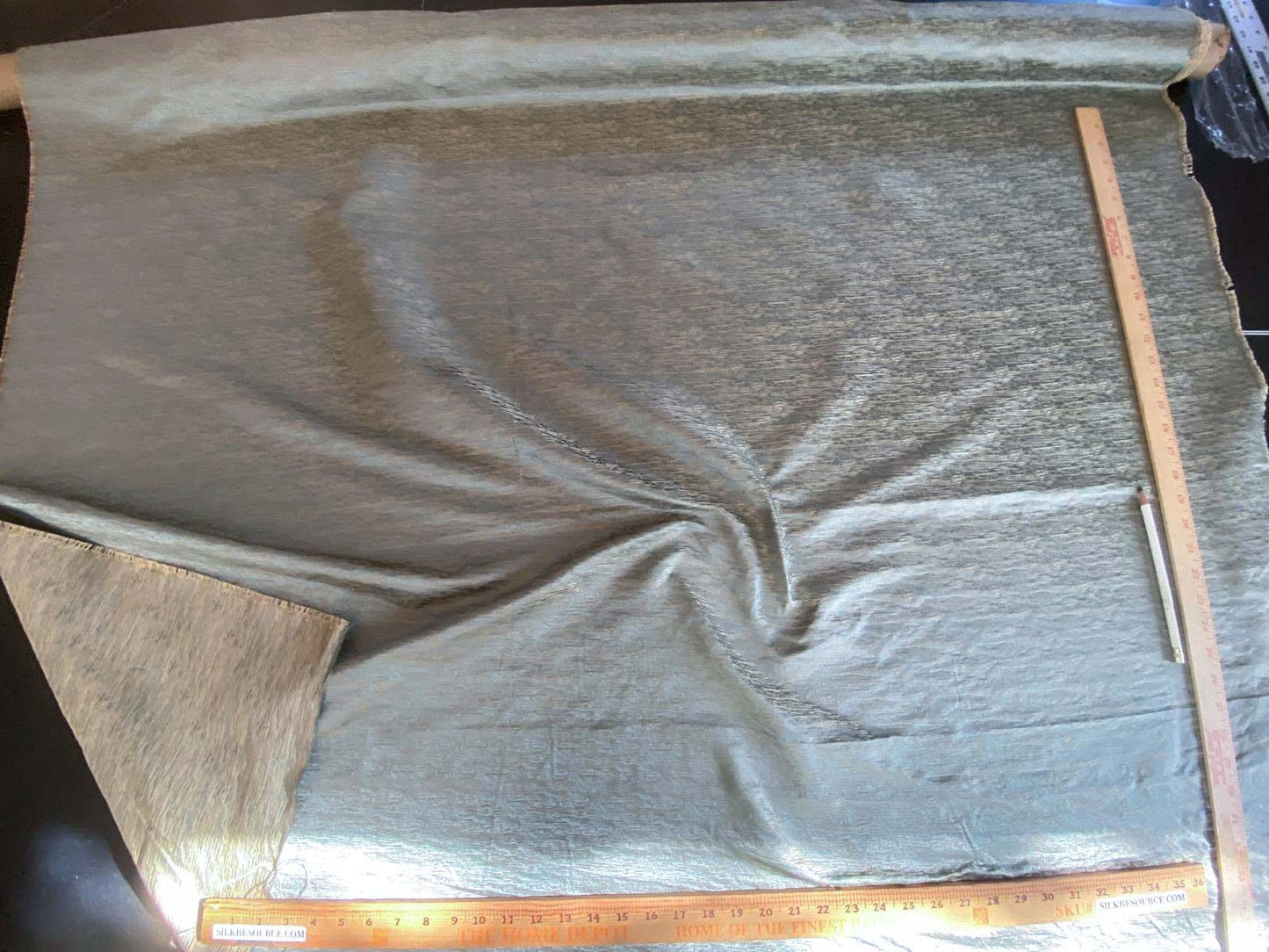 Scalamandre Essentia Powder Blue Textured Silk Old World Weavers MSRP USD 204/y