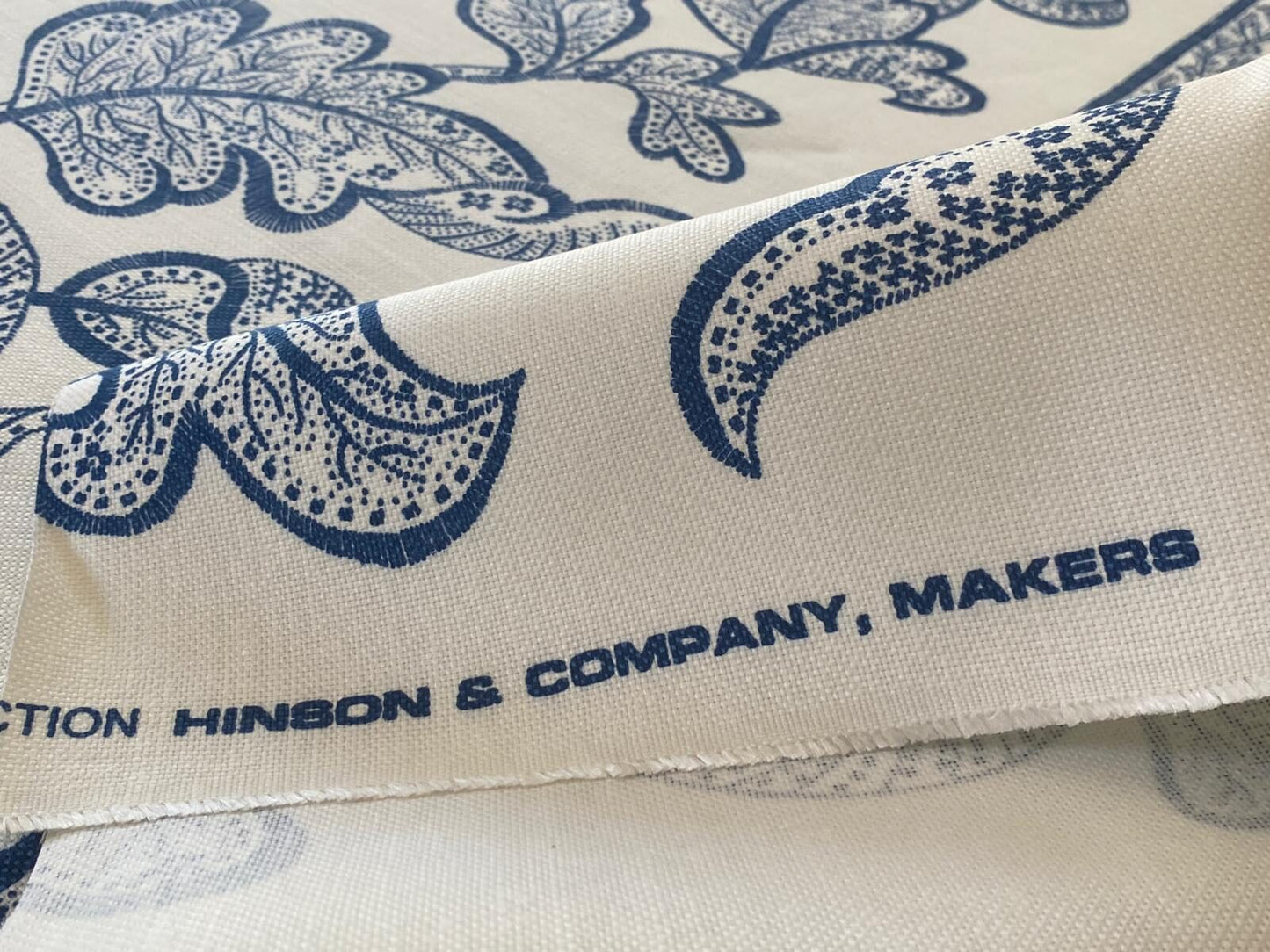 0.4Y Scalamandre Brooke Navy On White Blue Cotton Linen Print Heavy Cotton Linen Jacobean Flower Albert Hadley (Copy)