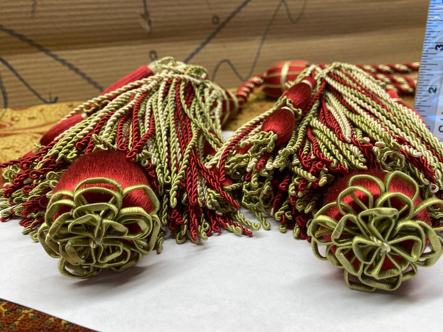 Scalamandre Hampton Court Tieback Red Green Cream Tassel MSRP USD 1058