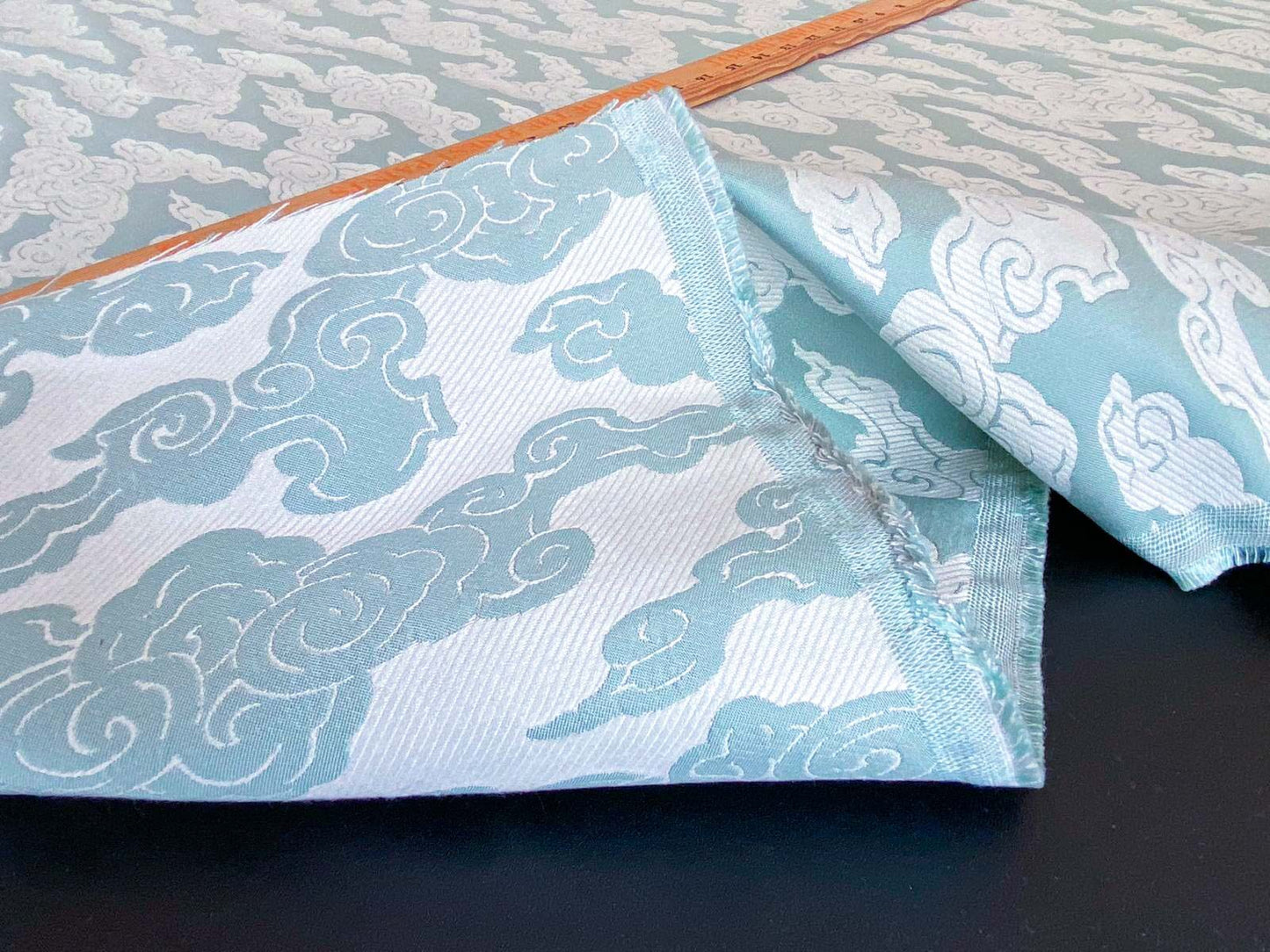 Lee Jofa G P&amp;J Baker Clouds Aqua Blue White Chinoiserie Reversible Damask Cotton MSRP USD 148/y