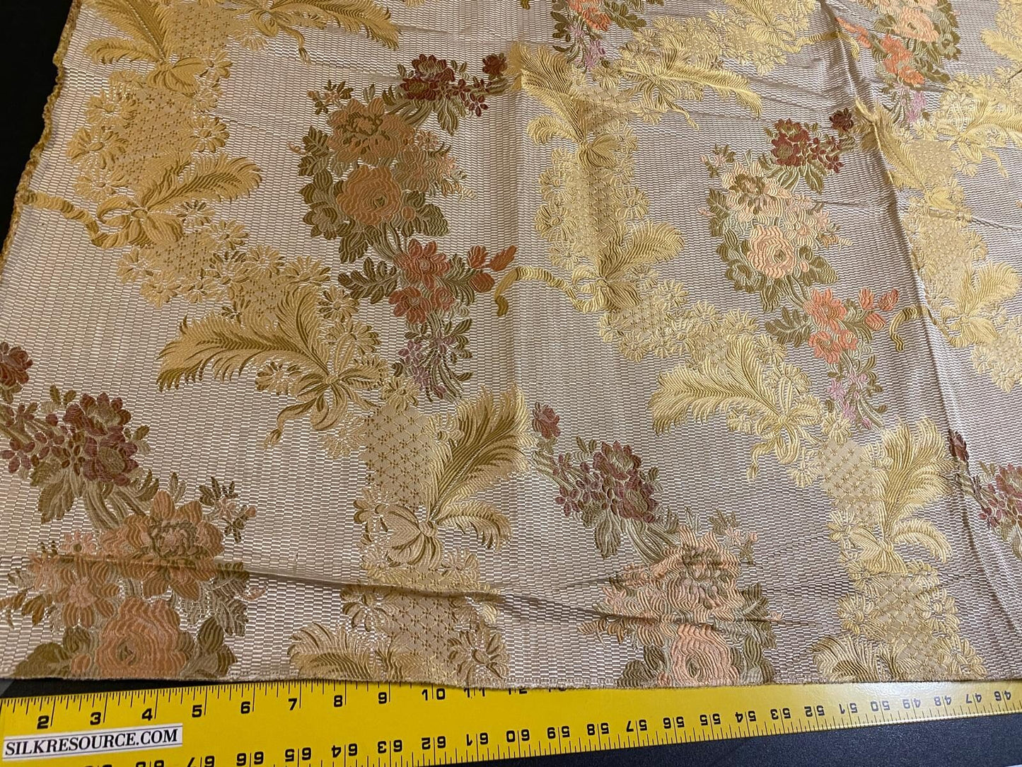 1 Berkbox52 1.2 yard Scalamandre La Verne Peach Silk Lampas Cotton Floral MSRP USD600