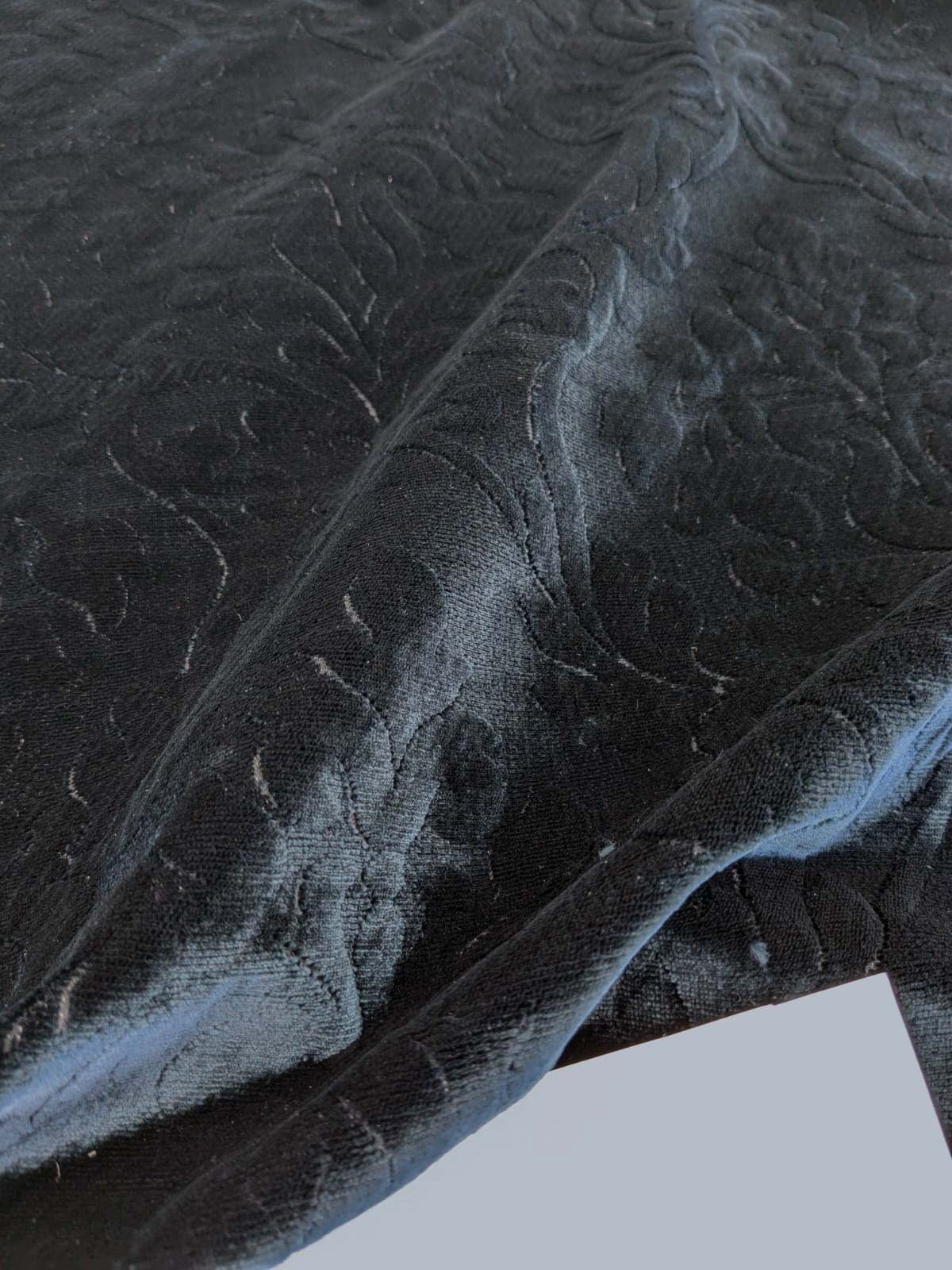 By yard Palazzo Grassi Silk Cut Velvet 100% Silk Pile Renaissance Damask Midnight Blue Pure Lux MSRP USD1000+/Y