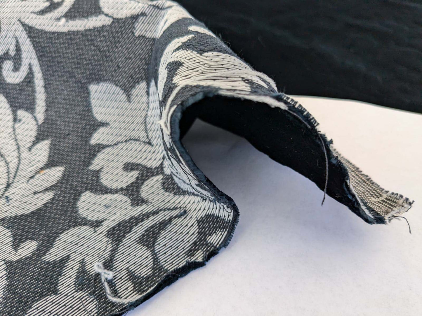 By yard Palazzo Grassi Silk Cut Velvet 100% Silk Pile Renaissance Damask Midnight Blue Pure Lux MSRP USD1000+/Y