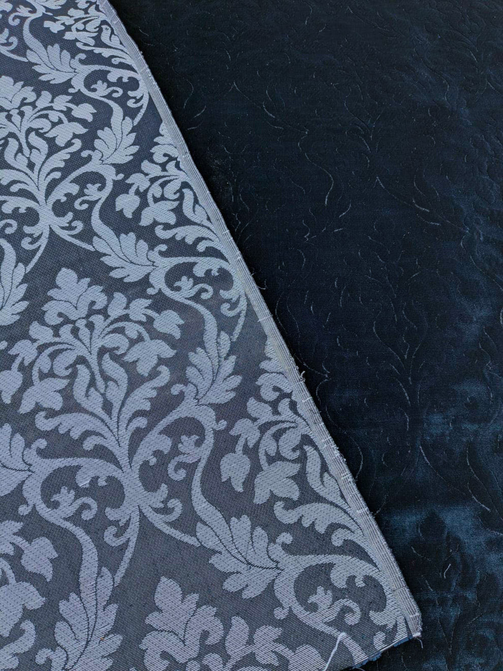 By yard Palazzo Grassi Gaufrage Silk Cut Velvet 100% Silk Pile Renaissance Damask Midnight Blue Pure Lux MSRP USD1000+/Y