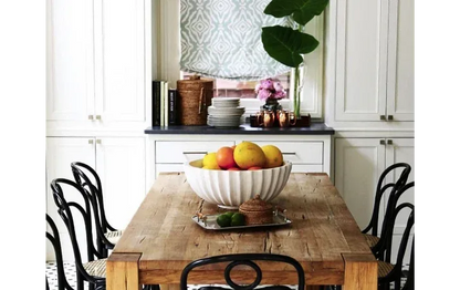 Scalamandre Zanzibar Ikat Smoke Grey White Cotton Print Mid-Century MSRP USD 254.80/Y