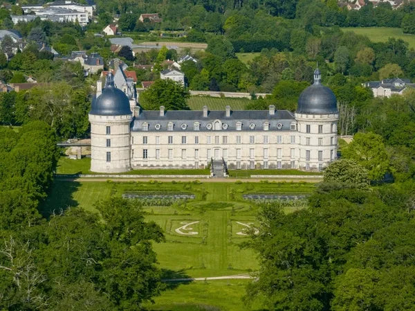 By Yard Scalamandre Valencay Green French Toile Grass Honeysuckle Wild Flowers Meadow Cream French Country MSRP USD 132/Y