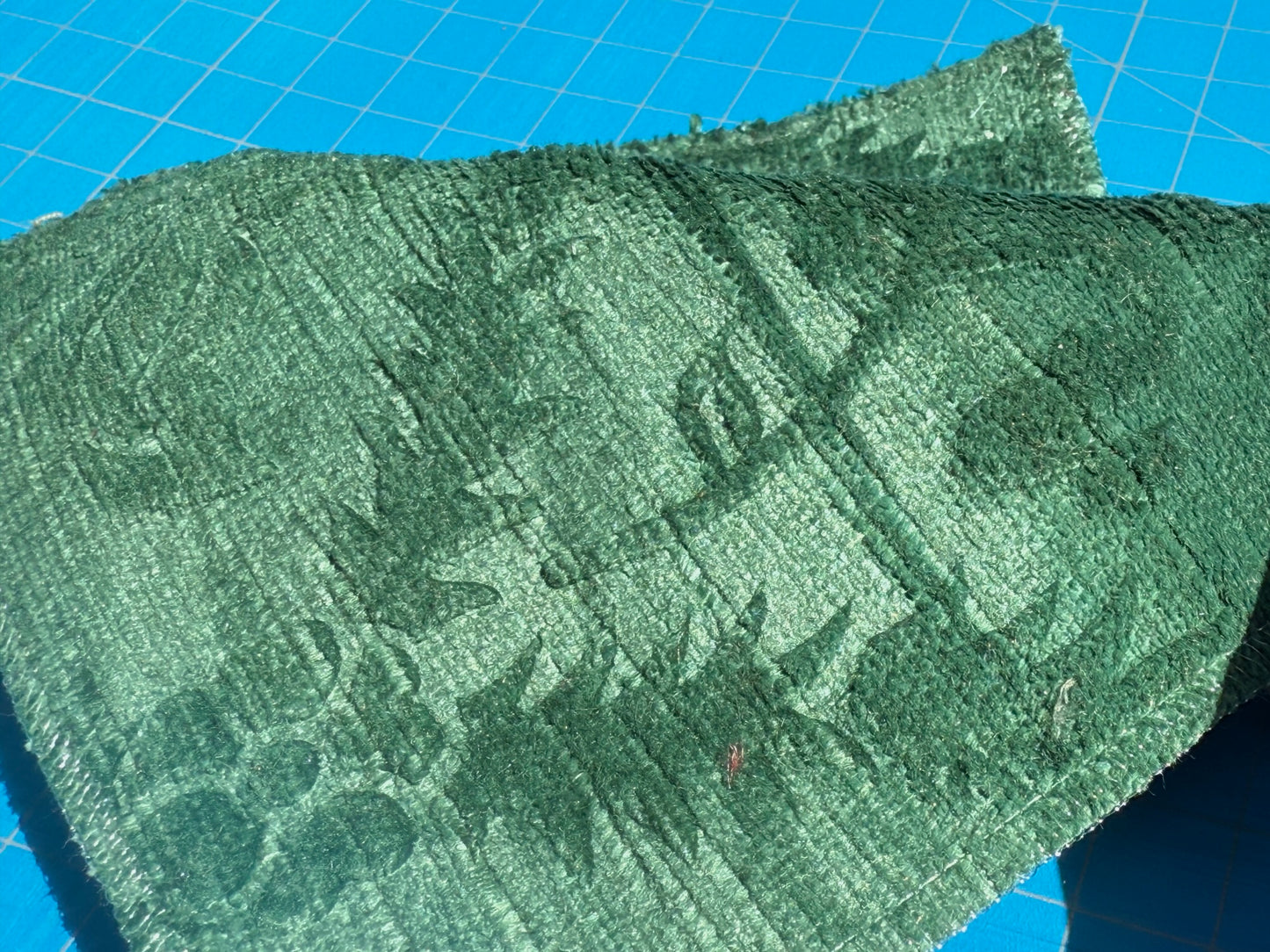 By yard Walled Garden Linen Velvet Gauffrage Renaissance Embossed Velvet Emerald Green MSRP USD 898/Y