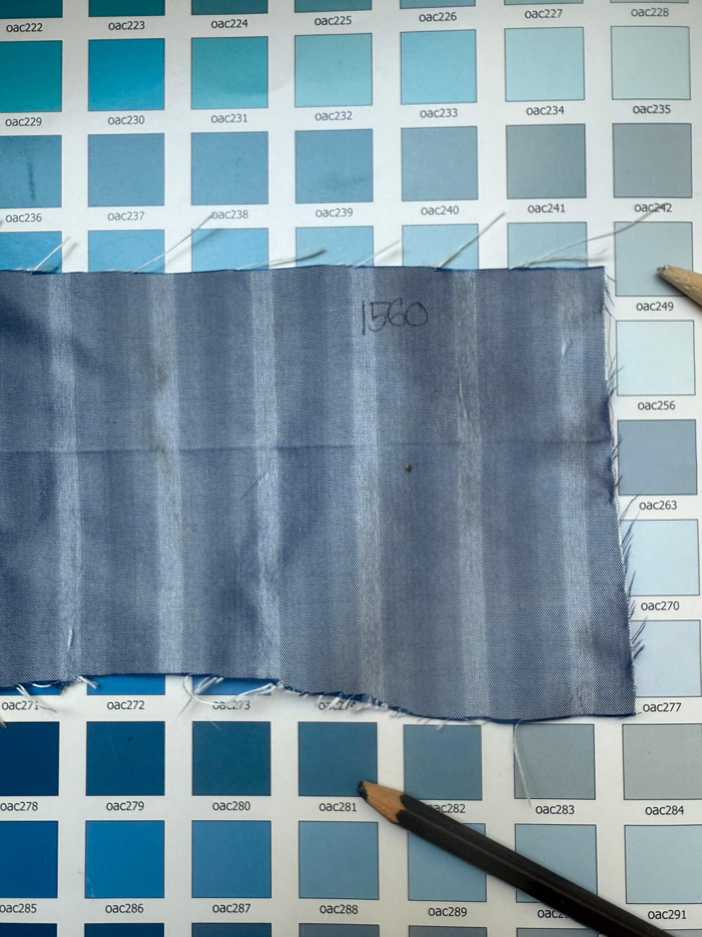 by yard Scalamandre Shimmer Silk 100% Silk Taffeta Blue Grey Cream White Silk Taffeta Stripe MSRP USD192/y