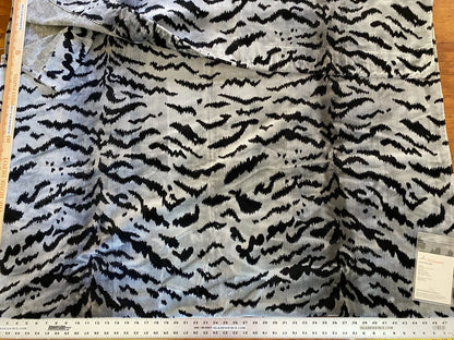 2yd15” Scalamandre Tigre Velvet Silver &amp; Black MSRP USD 756/Y