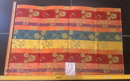 High End Renaissance Lampas Spanish Valencia Metallic Brocade Garland red green gold on Green