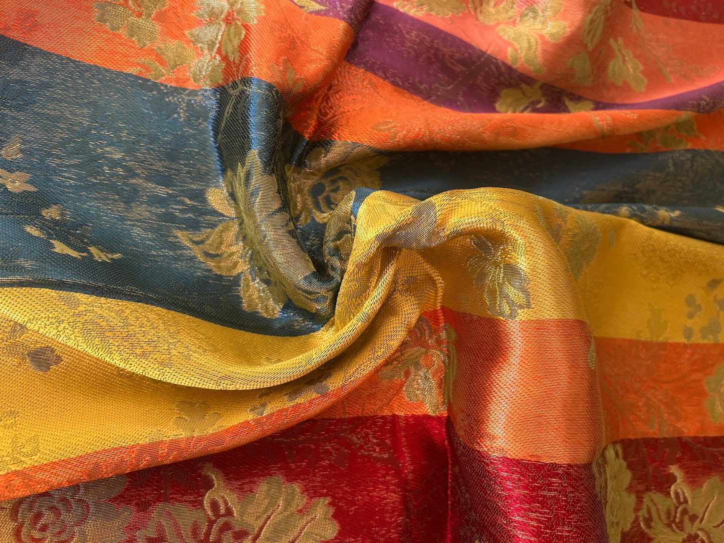 High End Renaissance Lampas Spanish Valencia Metallic Brocade Garland red green gold on Green