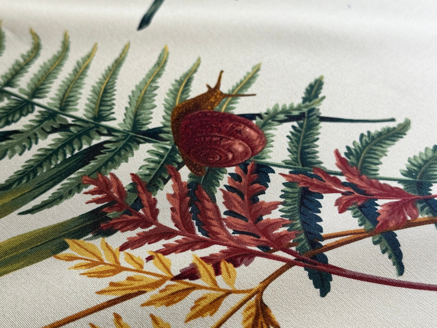 By Yard Scalamandre Old World Weavers Felce Cotton Fern *Yellow* Frog Turtle Dragonfly Frog Newt MSRP USD 276/Y