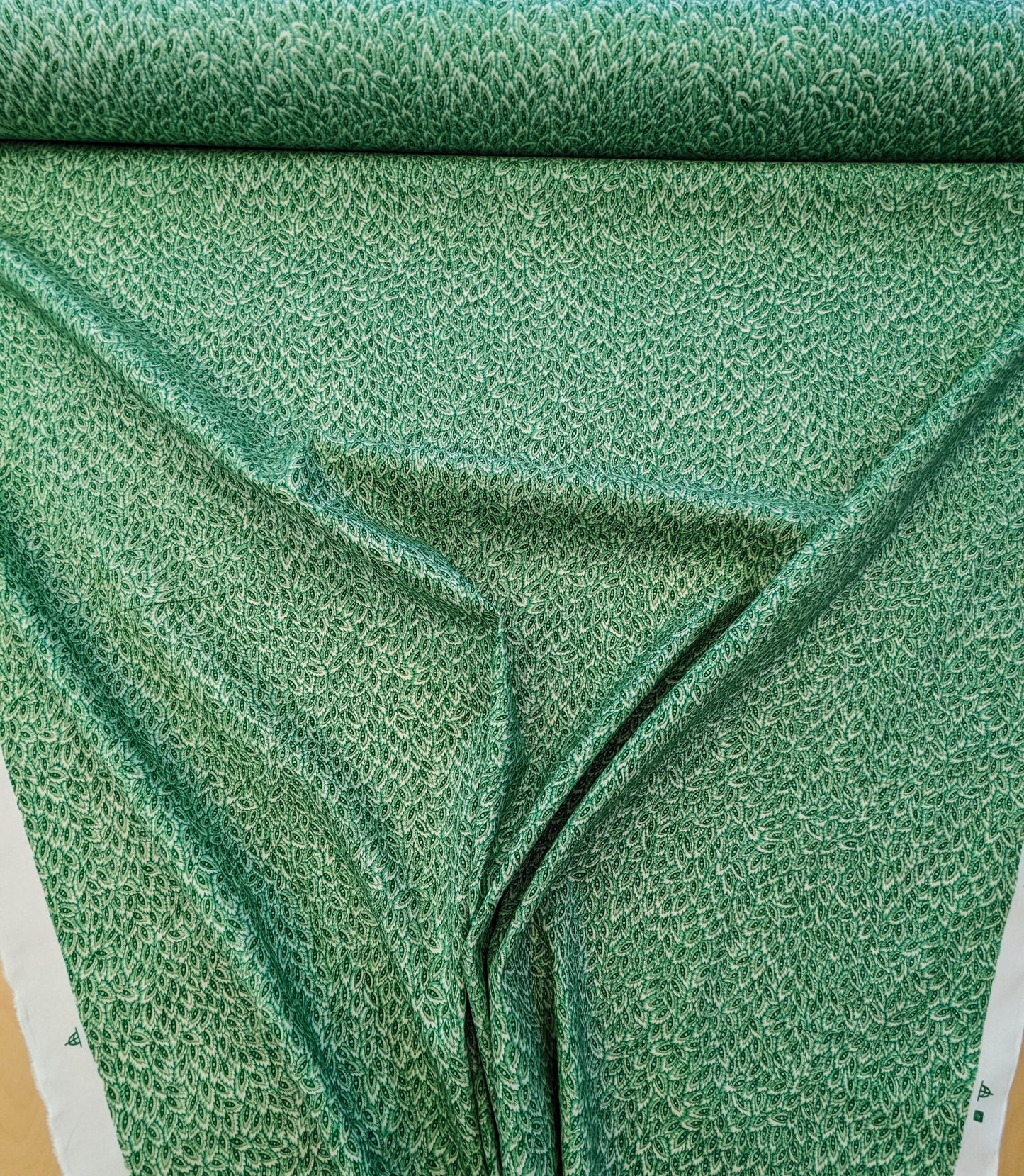 Scalamandre Les Feuilles Print Green Animal Skin Bird Feather MSRP USD 200+/y