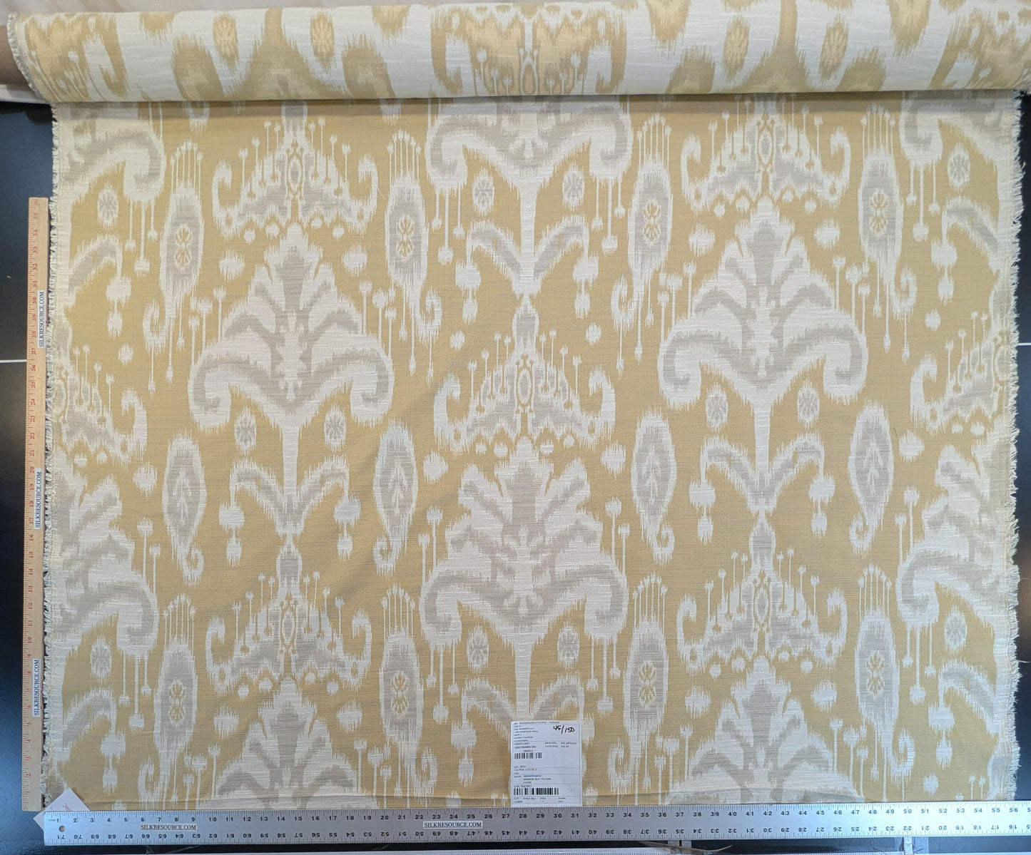 Scalamandre Monroe Ikat Texture Straw Yellow Beige Soft Upholstery With An Ikat Pattern Blurriness Design Green MSRP USD 150