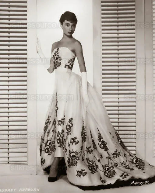 4yd Sabrina Dress 100% Silk Embroidery Black N White MSRP USD 200+