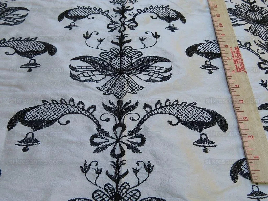 4yd Sabrina Dress 100% Silk Embroidery Black N White MSRP USD 200+