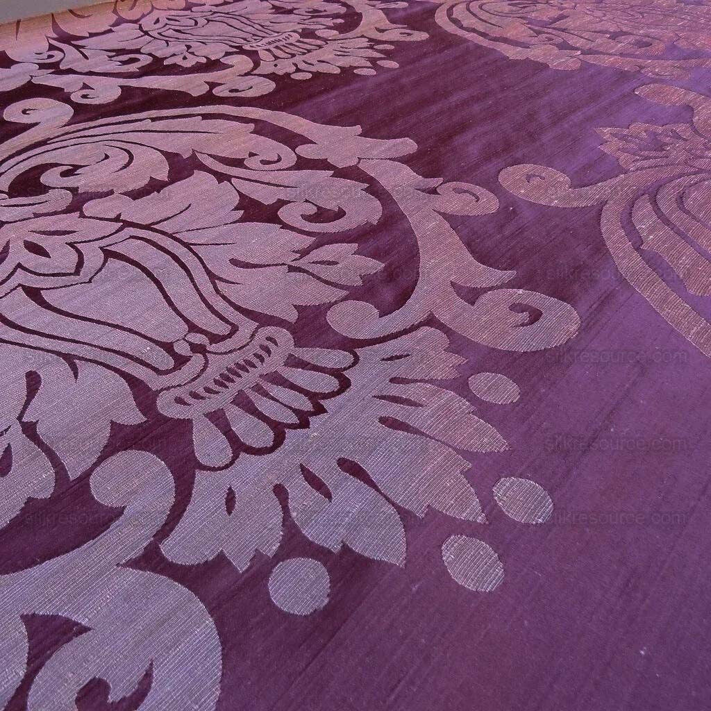 By Yd Lee Jofa Imperial Damask In Plum Neo-classic Purple Red Cotton Silk Medallion Renaissance MSRP USD 298/Y