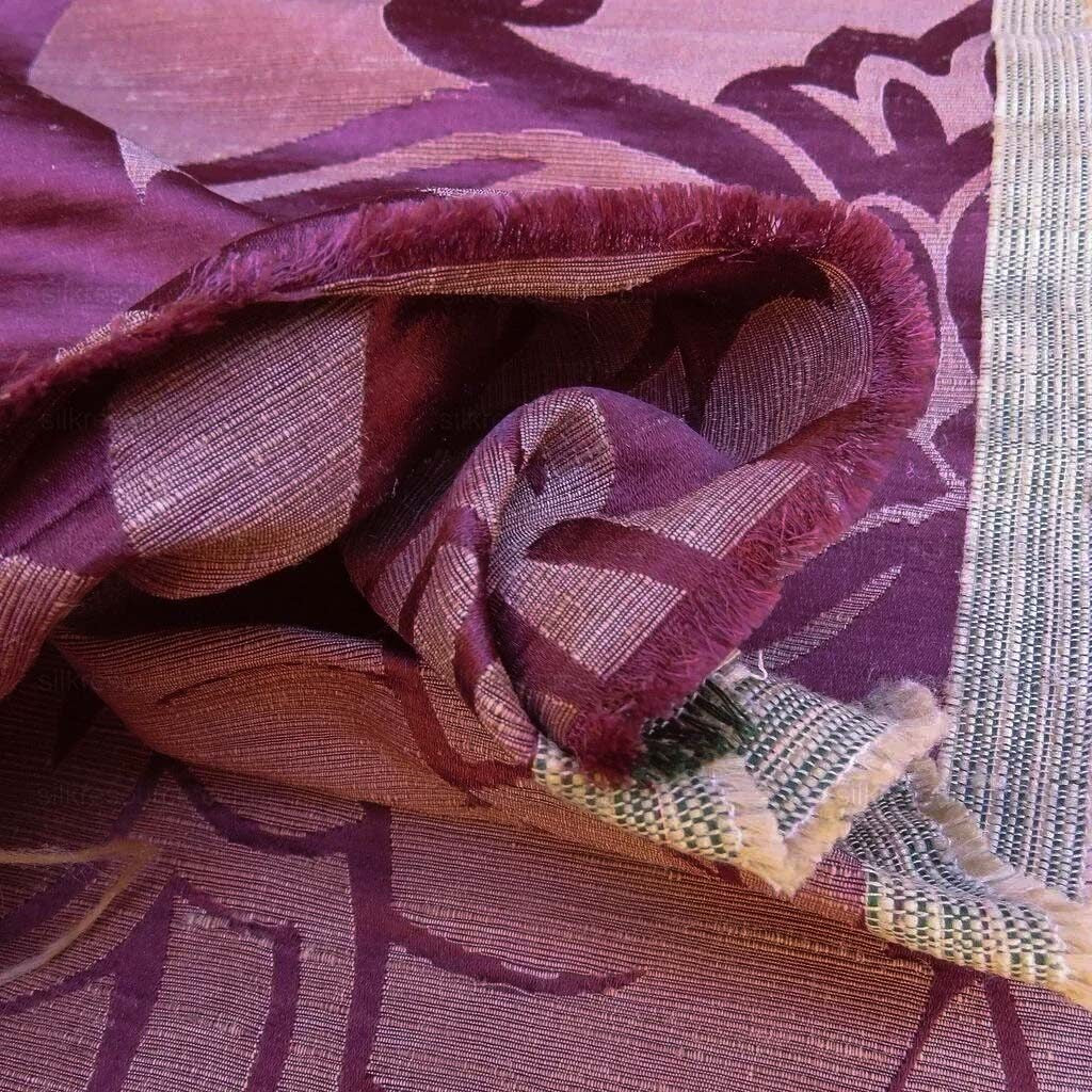 By Yd Lee Jofa Imperial Damask In Plum Neo-classic Purple Red Cotton Silk Medallion Renaissance MSRP USD 298/Y