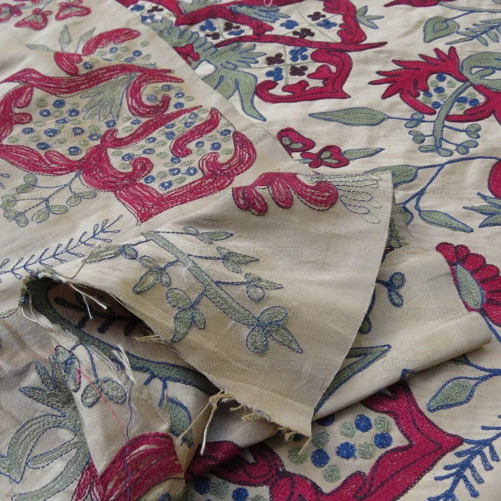 Bty Lee Jofa Darcy Embroidery Crewel Flower William Morris Wine