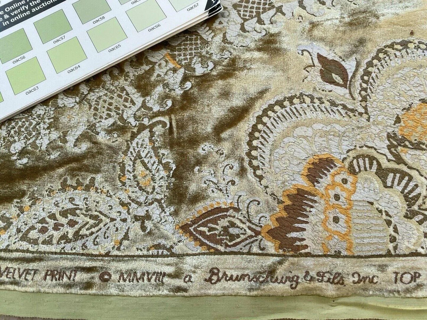 1.5y Brunschwig &amp; Fils Octavia Silk Velvet Print “gold”pale Chartreuse Green