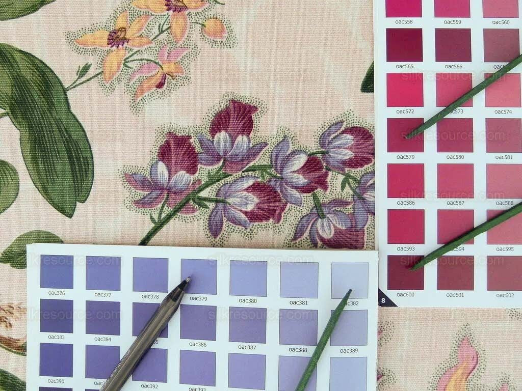 By yard Scalamandre Marlyn Park Fh Multi/peach Linen MSRP USD 188/Y