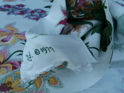 By yard Scalamandre Marlyn Park Fh Multi/white Linen MSRP USD 188/y