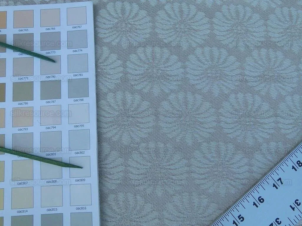 by yard Scalamandre Castletown Sand White Jacquard Small Scale Daisy Linen MSRP USD218/y