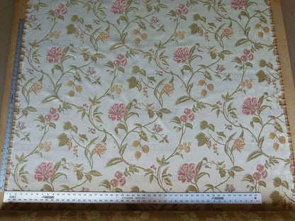 11.51Y KRAVET COUTURE ROYAL GARDEN CELADON FLOWERS GRAPES RP220Y