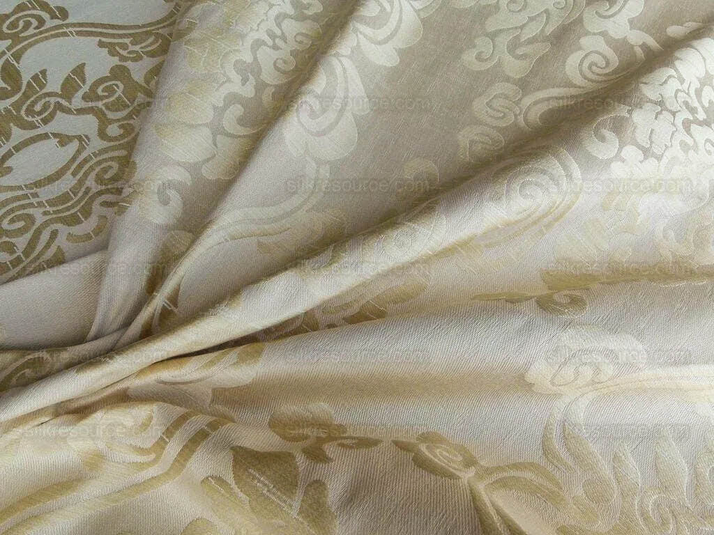 Scalamandre Nimbus Straw Gold Chinoiserie Medallion Damask Light Gold Cotton Linen MSRP USD324/y