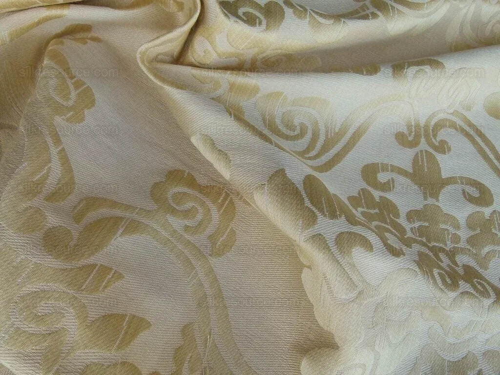 Scalamandre Nimbus Straw Gold Chinoiserie Medallion Damask Light Gold Cotton Linen MSRP USD324/y