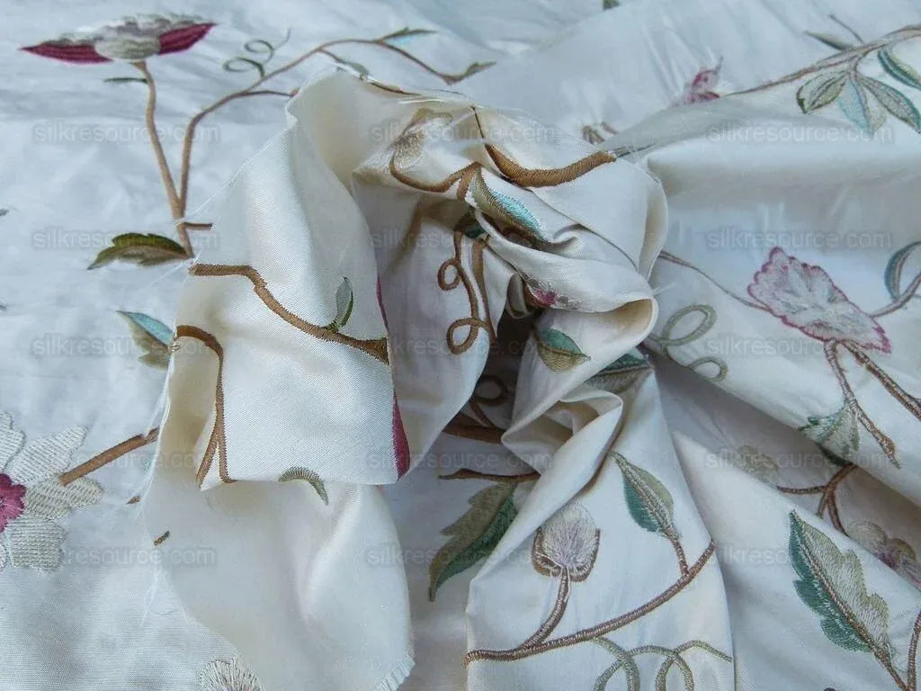 Scalamandre Kalina Cream Pink Flowers Embroidery Crewel Pink Flower Silk MSRP USD 324USD/Y