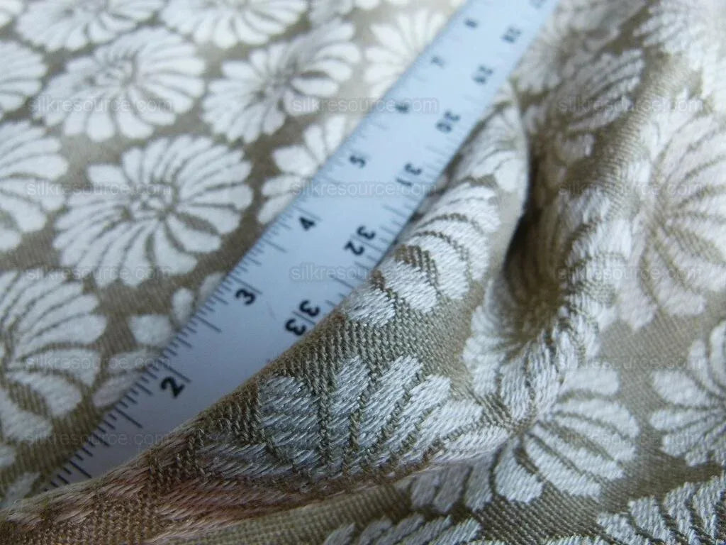 Scalamandre Castletown Flax White Jacquard Small Scale Daisy Linen MSRP USD218/y
