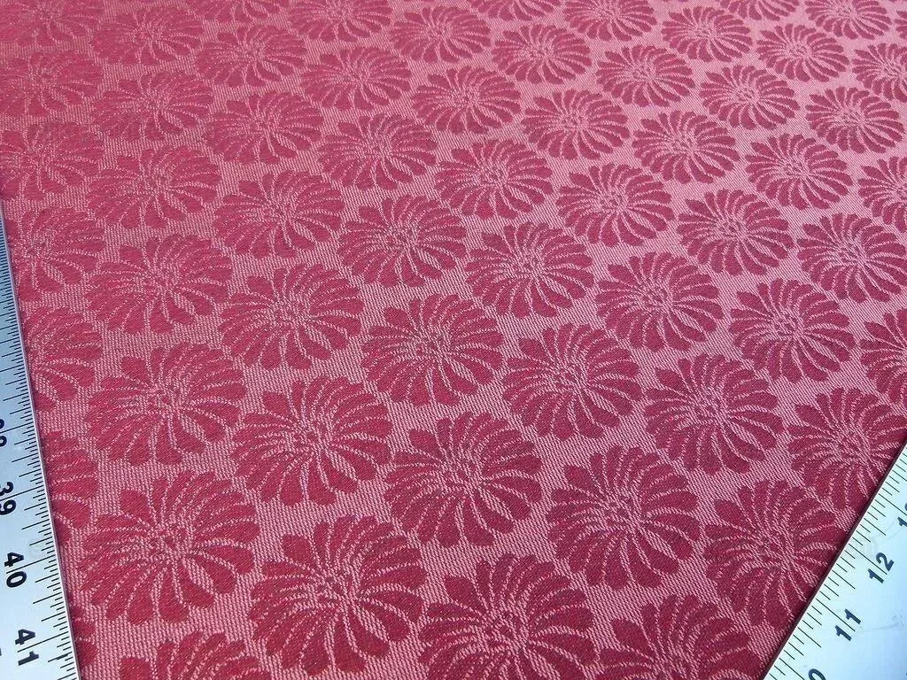 Scalamandre Castletown Red Pink Jacquard Small Scale Daisy Linen MSRP USD218/y