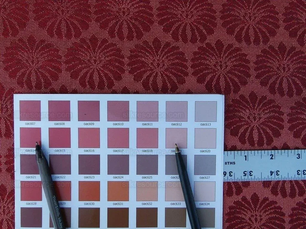 Scalamandre Castletown Red Pink Jacquard Small Scale Daisy Linen MSRP USD218/y