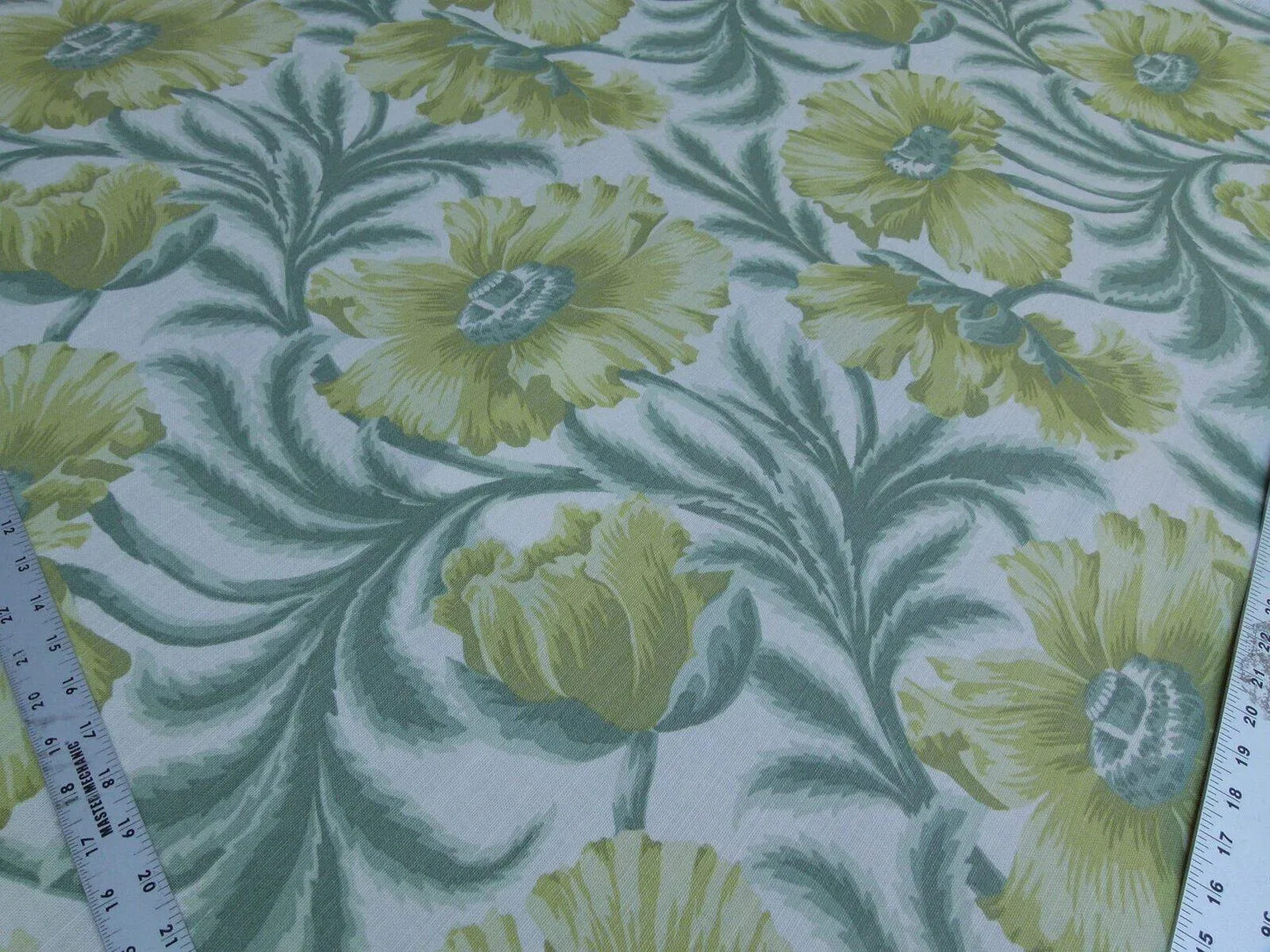 Lee Jofa Sissinghurst Giant Poppy Art & Crafts Leaf IvoryRP144/Y