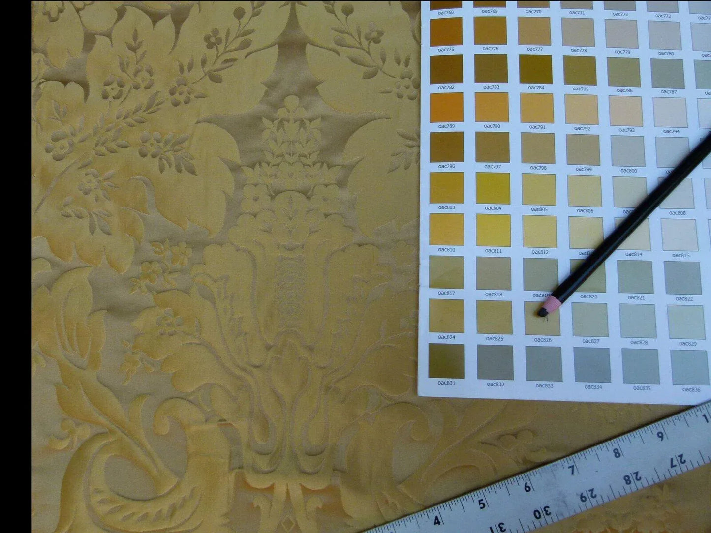 By Yd Kravet Couture Limoges 100% Silk Damask Topaz Gold Rp$264y