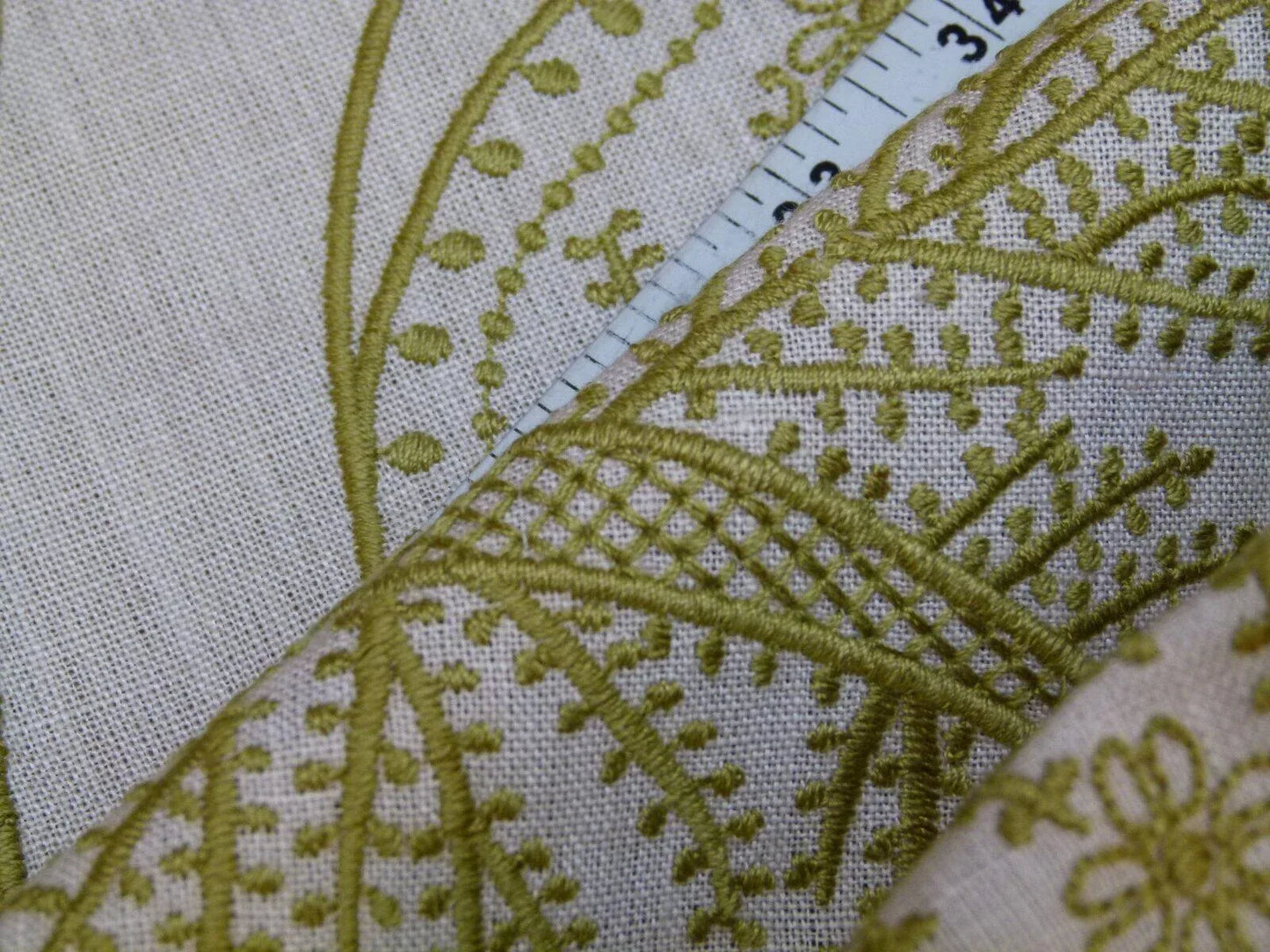 Lee Jofa Whitcomb Apple Green White Crewel Embroidery Linen Large Foliage MSRP USD 336Y