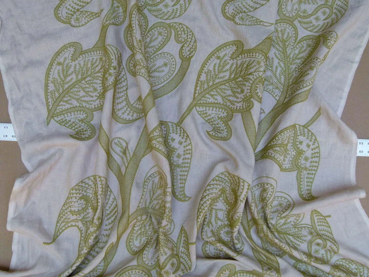 Lee Jofa Whitcomb Apple Green White Crewel Embroidery Linen Large Foliage MSRP USD 336Y