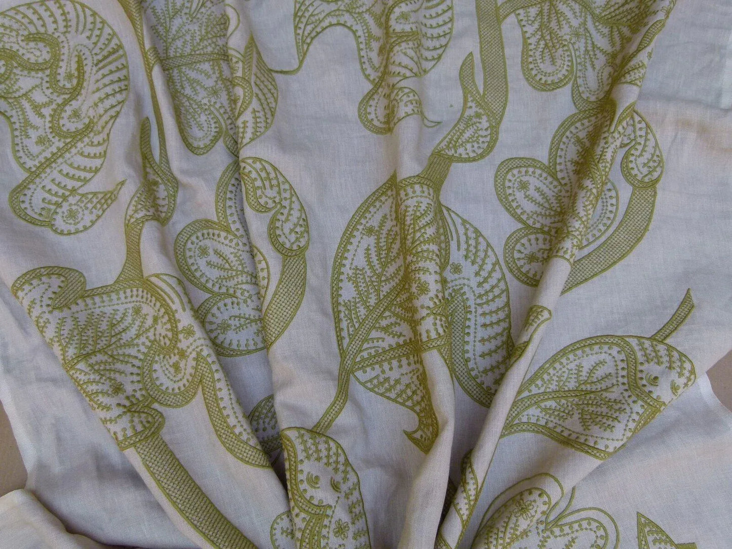 Lee Jofa Whitcomb Apple Green White Crewel Embroidery Linen Large Foliage MSRP USD 336Y