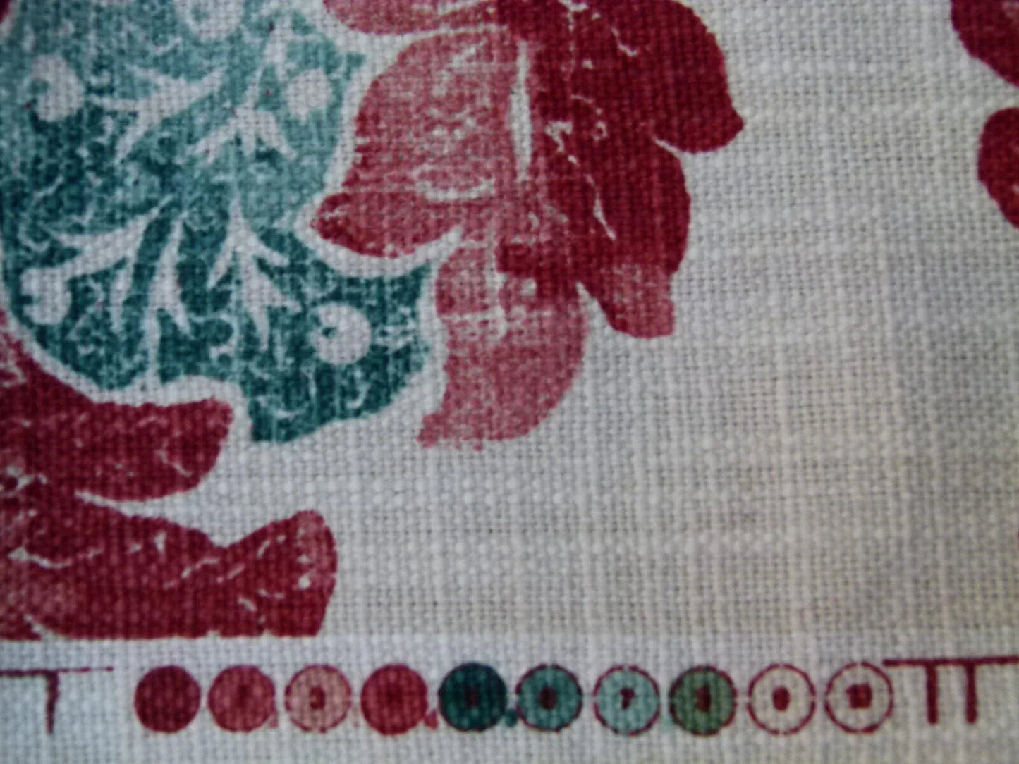 Lee Jofa Seven Oaks Coral Pink Jade Green Linen Print Jacobean MSRP USD 196/Y