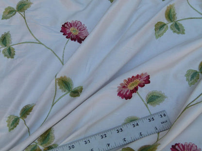 By Yard Kravet Aster On White 100% Silk Embroidered Red Pink Red Floral Vine MSRP 199/Y