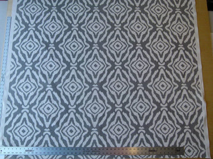 Scalamandre Zanzibar Ikat Smoke Grey White Cotton Print Mid-Century MSRP USD 254.80/Y