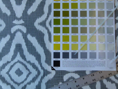 Scalamandre Zanzibar Ikat Smoke Grey White Cotton Print Mid-Century MSRP USD 254.80/Y