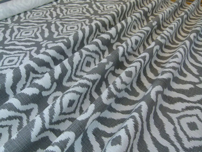 Scalamandre Zanzibar Ikat Smoke Grey White Cotton Print Mid-Century MSRP USD 254.80/Y